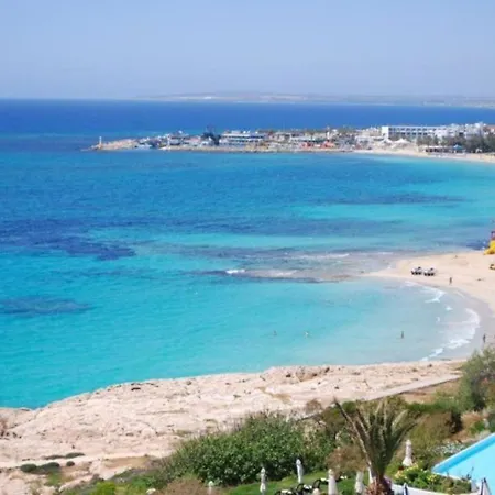 Luxury 2 Bedroom With Private Pool, Paralimni 1240 Vilă Pernera