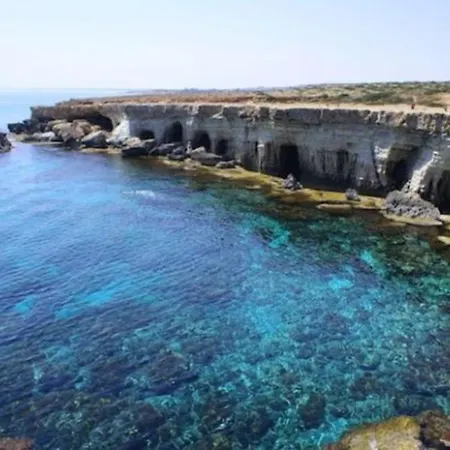 Luxury 2 Bedroom With Private Pool, Paralimni 1240 Pernera