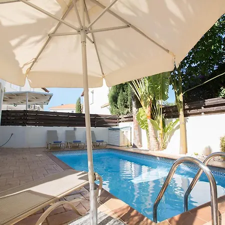 Luxury 2 Bedroom With Private Pool, Paralimni 1240